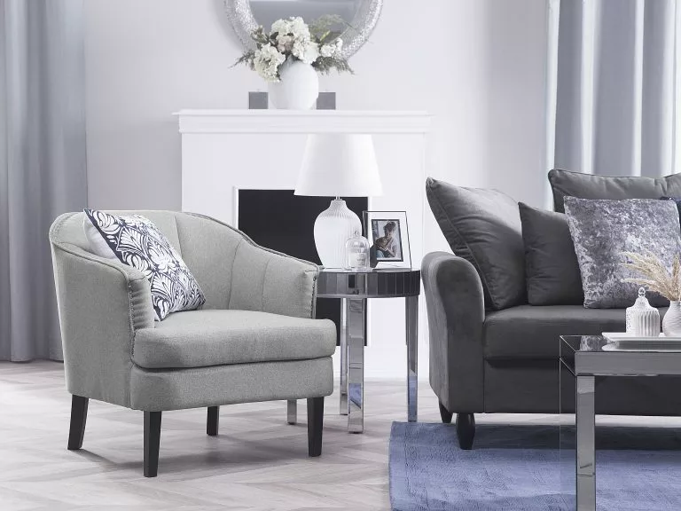 Beliani Sillón De Poliéster Gris Claro ELVERUM 4 Beliani Sillón De Poliéster Gris Claro ELVERUM - Imagen 2