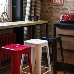 Beliani Conjunto De 2 Taburetes De Metal Rojo 60 Cm CABRILLO 12 Beliani Conjunto De 2 Taburetes De Metal Rojo 60 Cm CABRILLO -Sillas Ventas undef src sa picid 694253 type color image scaled