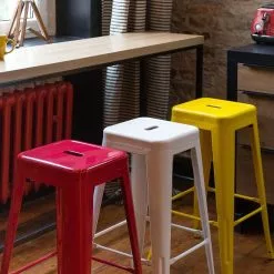 Beliani Conjunto De 2 Taburetes De Metal Rojo Oscuro 76 Cm CABRILLO -Sillas Ventas undef src sa picid 701073 type color image 1 scaled