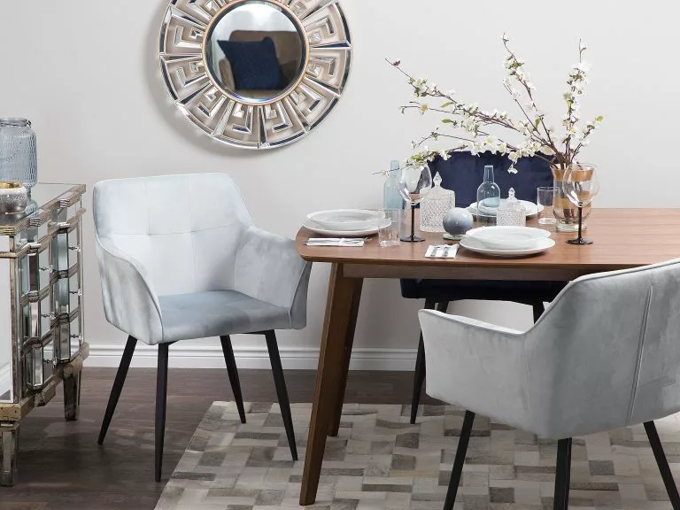 Beliani Conjunto De 2 Sillas De Comedor De Terciopelo Gris Claro/negro JASMIN 4 Beliani Conjunto De 2 Sillas De Comedor De Terciopelo Gris Claro/negro JASMIN - Imagen 2