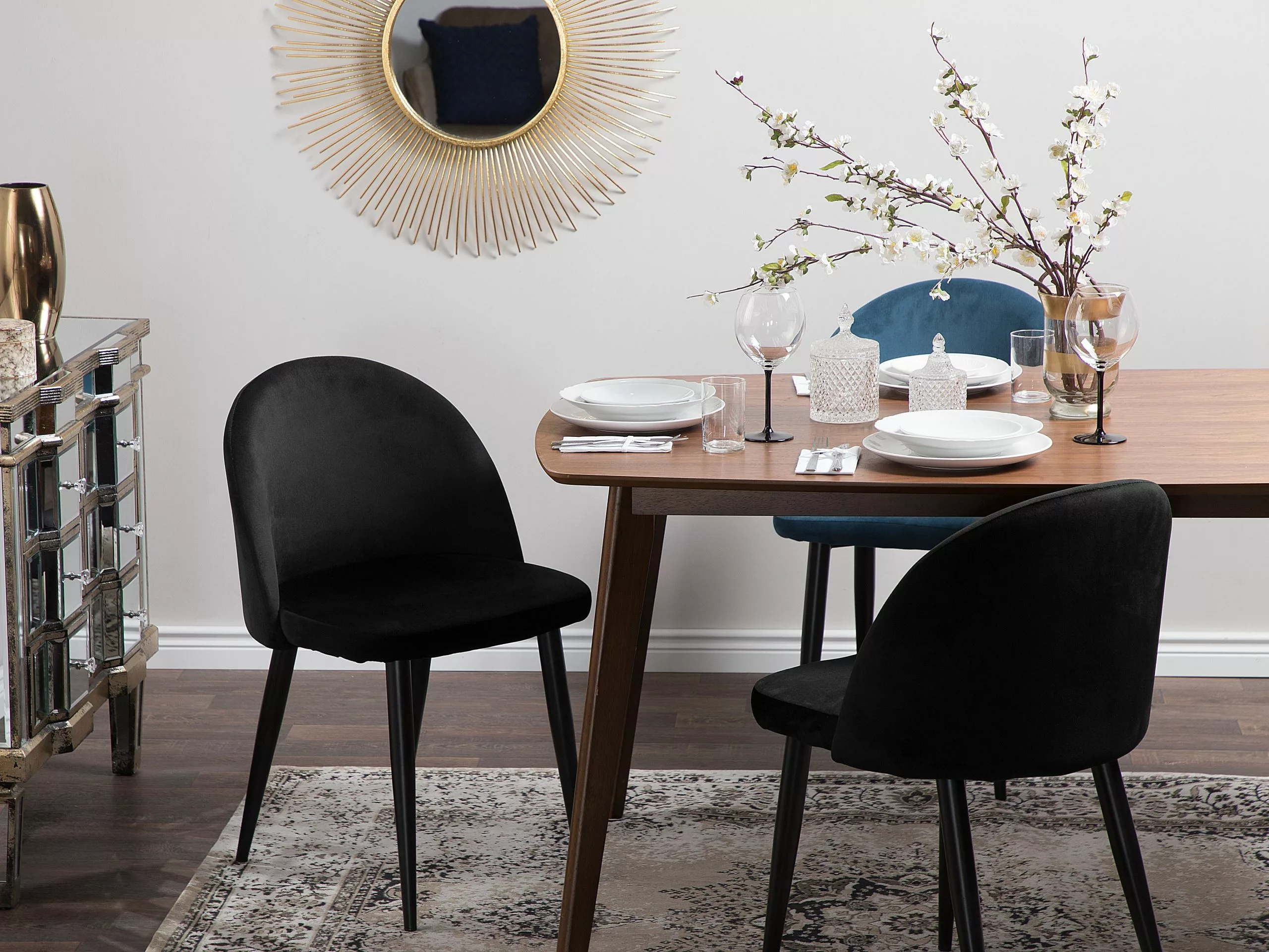 Beliani Conjunto De 2 Sillas De Comedor De Terciopelo Negro VISALIA 4 Beliani Conjunto De 2 Sillas De Comedor De Terciopelo Negro VISALIA - Imagen 2