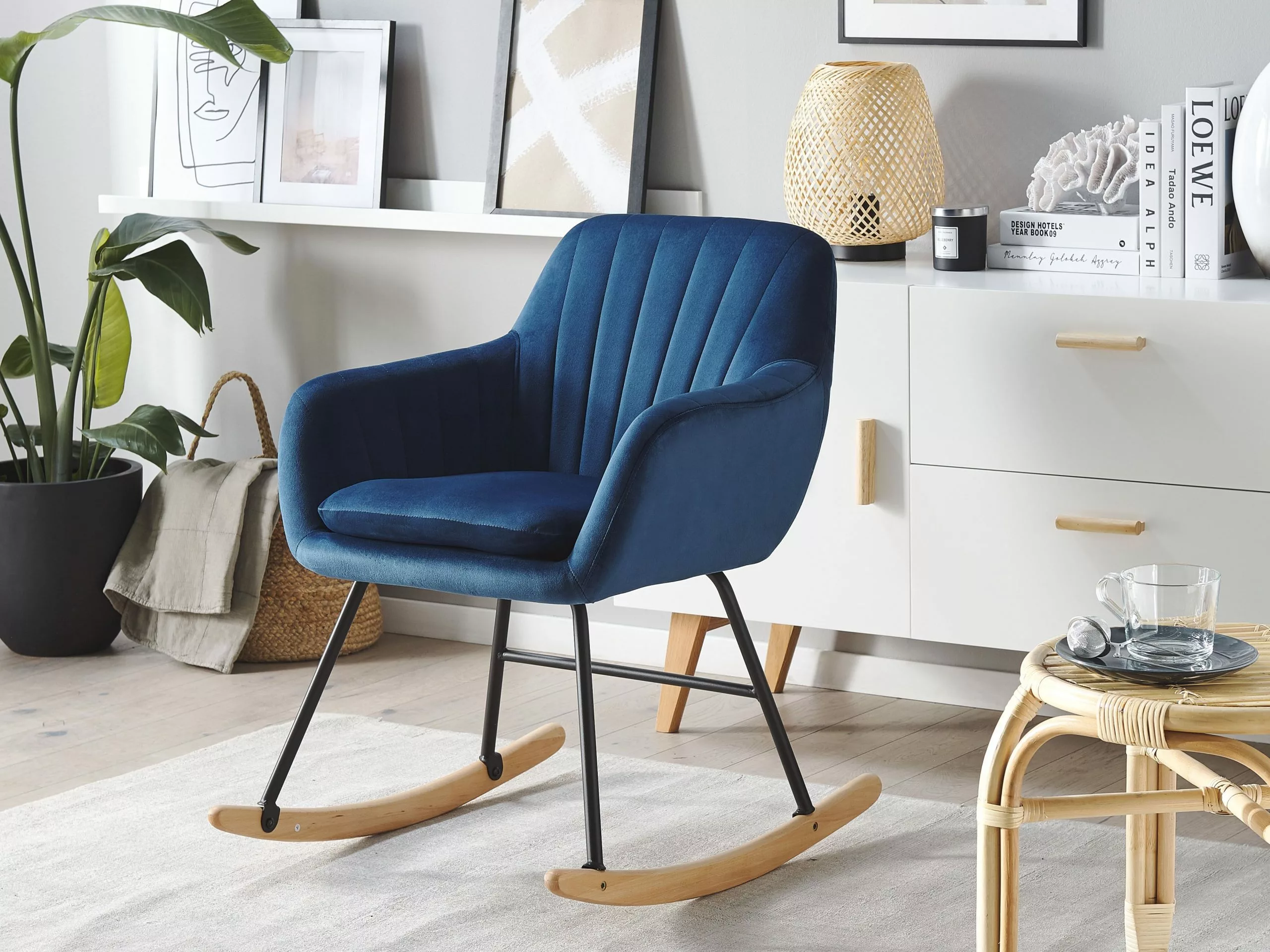Beliani Silla Mecedora De Terciopelo Azul Marino/negro/madera Clara LIARUM - Imagen 2