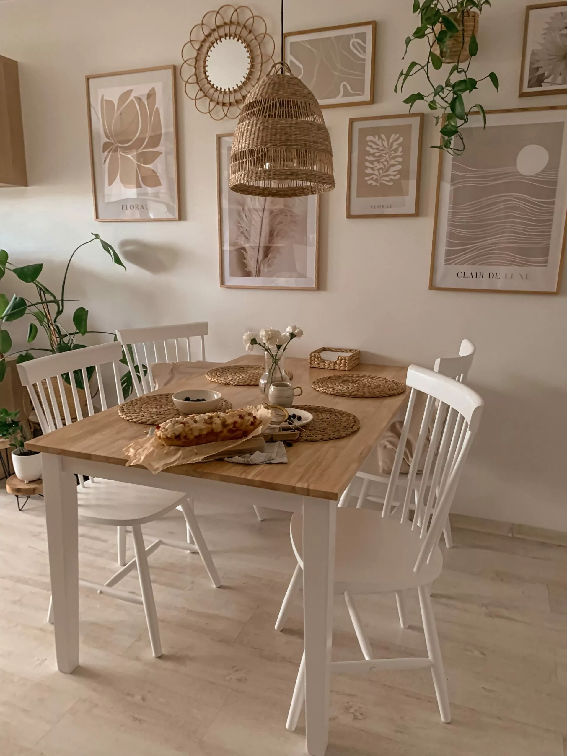 Beliani Conjunto De 2 Sillas De Madera De Caucho Blanco BURGES - Imagen 4