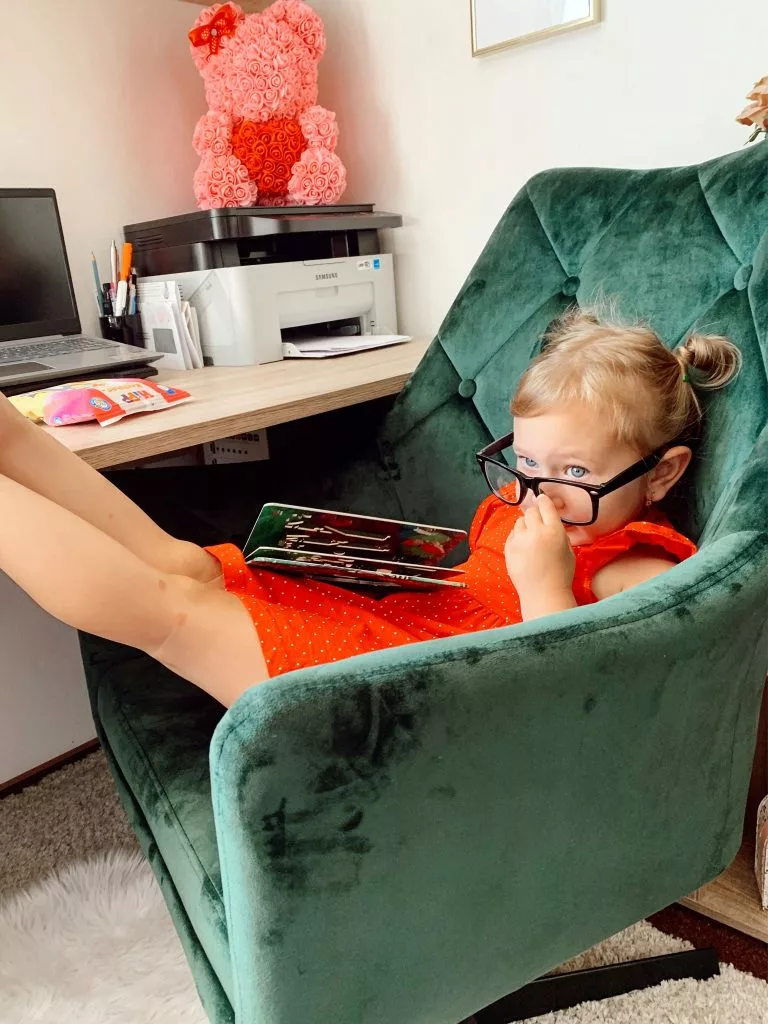 Beliani Sillón De Terciopelo Verde VAKSALA - Imagen 4