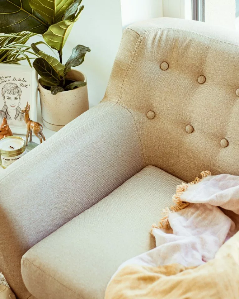 Beliani Sillón De Poliéster Beige Arena/madera Clara MOTALA - Imagen 7