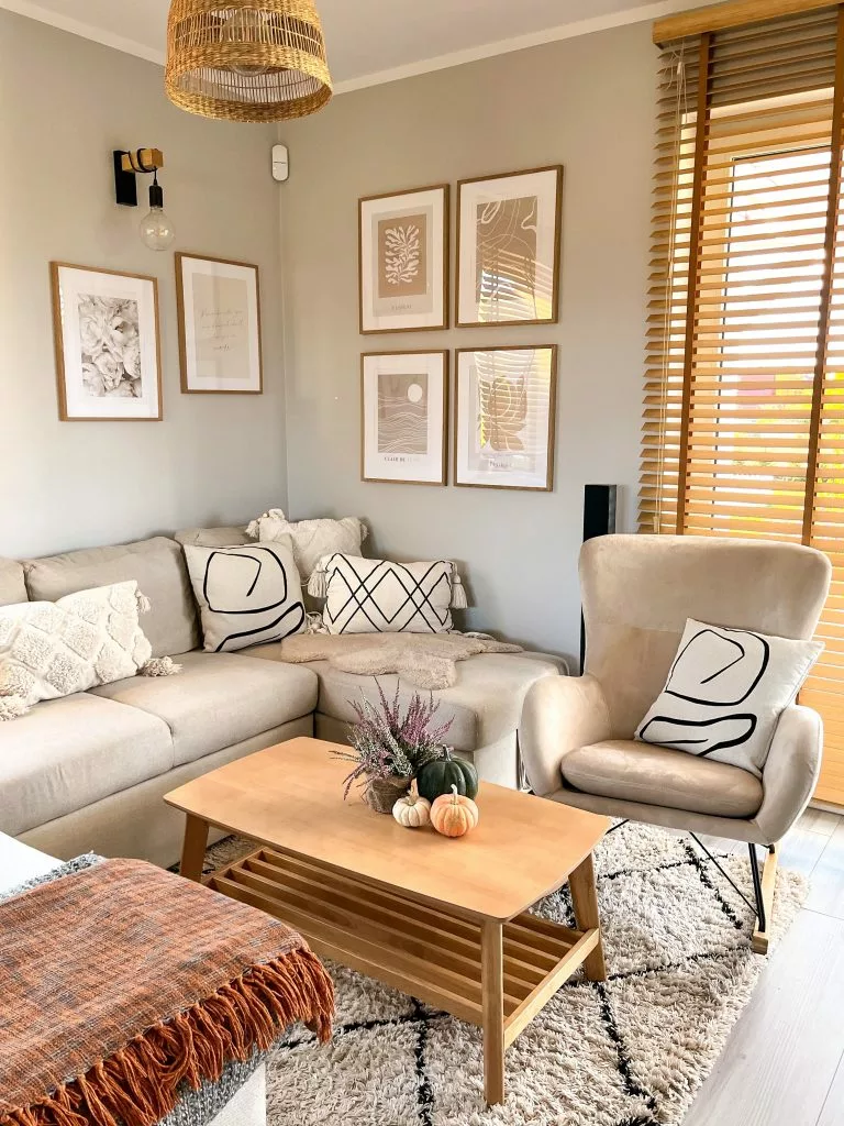 Beliani Silla Mecedora De Terciopelo Gris Claro/madera Clara/negro ELLAN - Imagen 4