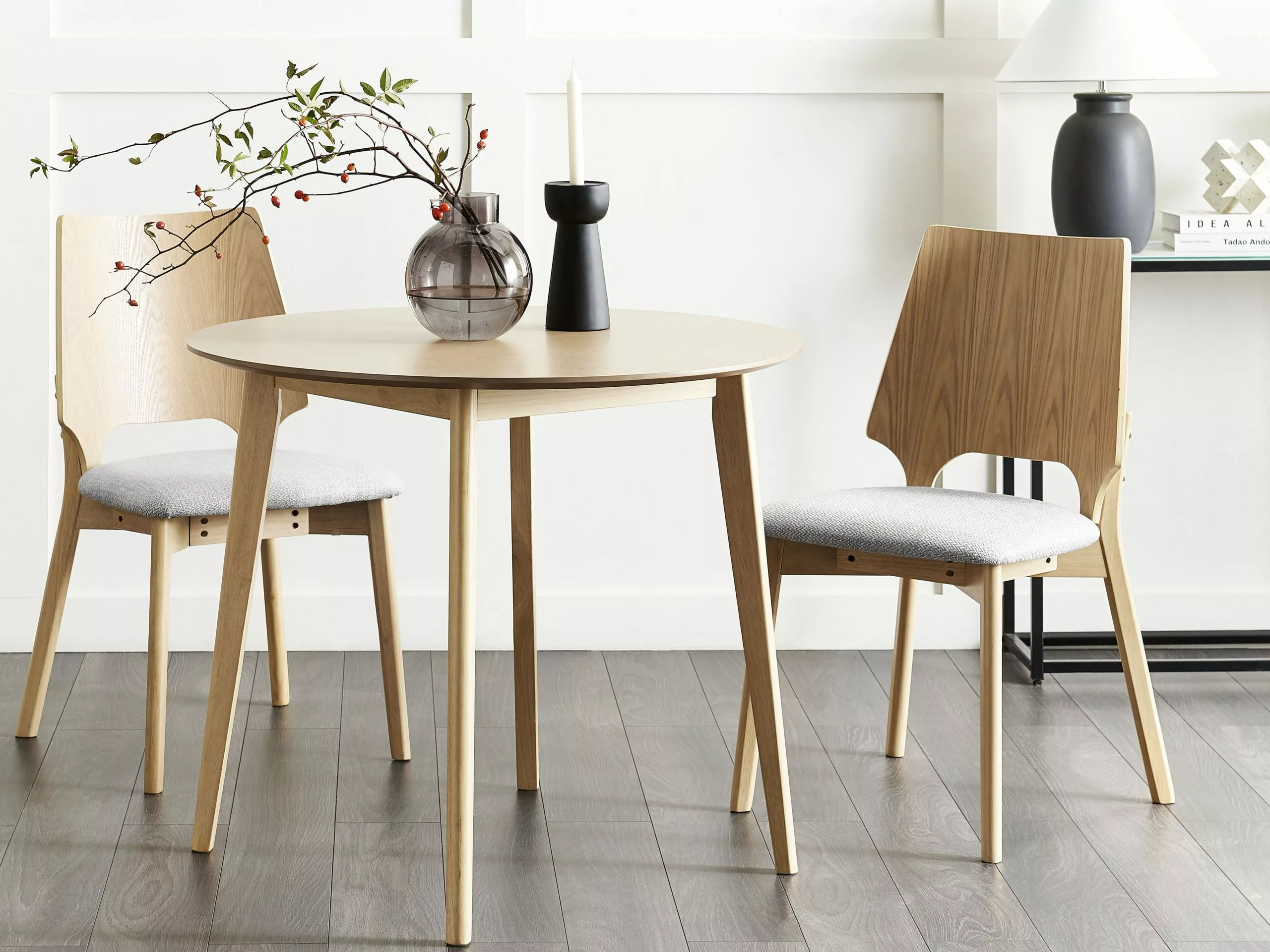 Beliani Conjunto De 2 Sillas De Poliéster/madera De Caucho Gris Claro/madera Clara ABEE 4 Beliani Conjunto De 2 Sillas De Poliéster/madera De Caucho Gris Claro/madera Clara ABEE - Imagen 2